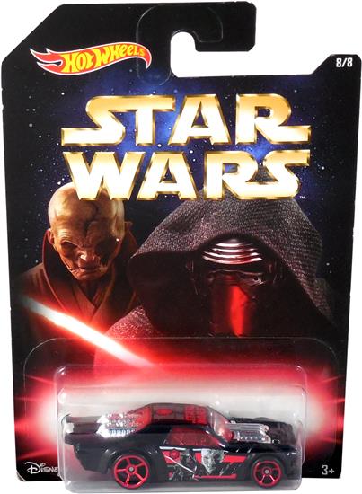 Supreme Leader Snoke and Kylo Ren