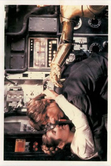 04 Leia and Han Embrace