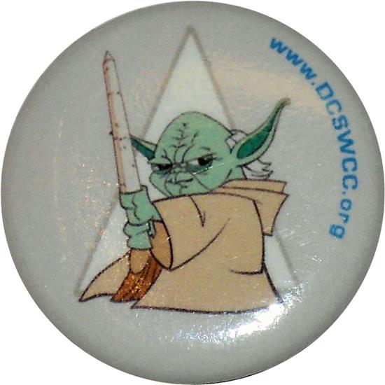 Yoda holding Washington Monument as lightsaber